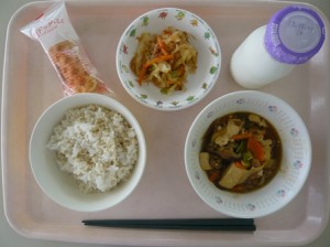 10月10日給食(小学部の量)