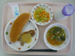 10月16日給食(小学部の量)