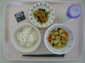 10月18日給食(小学部の量)