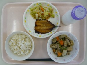 10月24日給食(小学部の量)