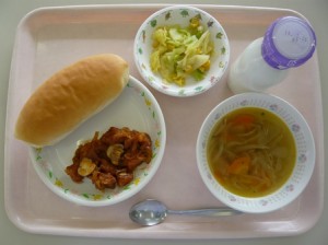 2月19日給食(小学部の量)