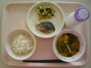 3月17日給食(小学部の量)