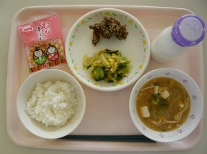 3月3日給食(小学部の量)
