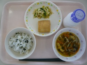 5月26日給食(小学部の量)