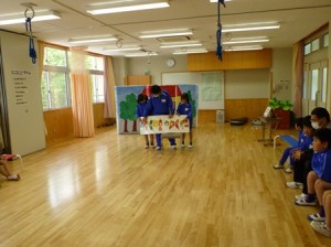 A小にこにこ５月 (3)