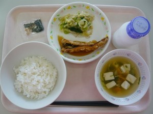 6月10日給食(小学部の量)