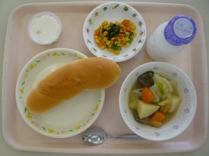 10月15日給食(小学部の量)