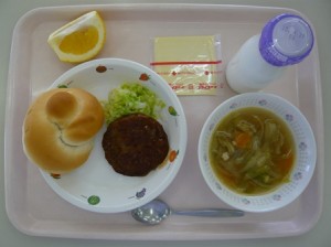 4月22日給食(小学部の量)