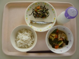 4月28日給食(小学部の量)