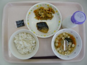 5月19日給食(小学部の量)