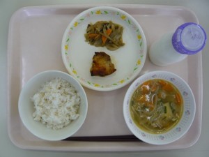 6月23日給食(小学部の量)