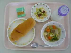 10月21日給食(小学部の量)