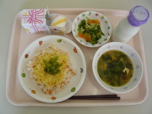 3月3日給食(小学部の量)