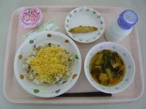 4月18日給食(小学部の量)