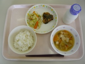 6月20日給食(小学部の量)