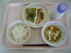 6月9日給食(小学部の量)