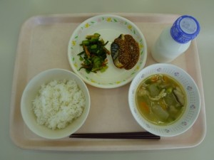 7月4日給食(小学部の量)