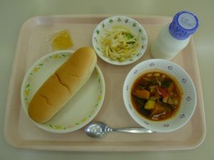 7月6日給食(小学部の量)